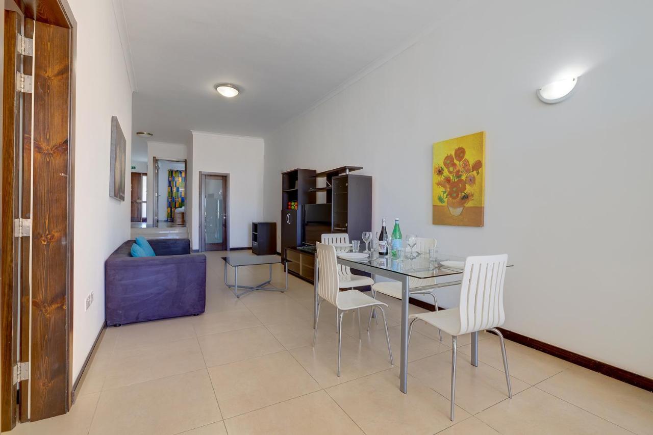 Modern 2 Bedroom Maisonette In Central Sliema Eksteriør billede