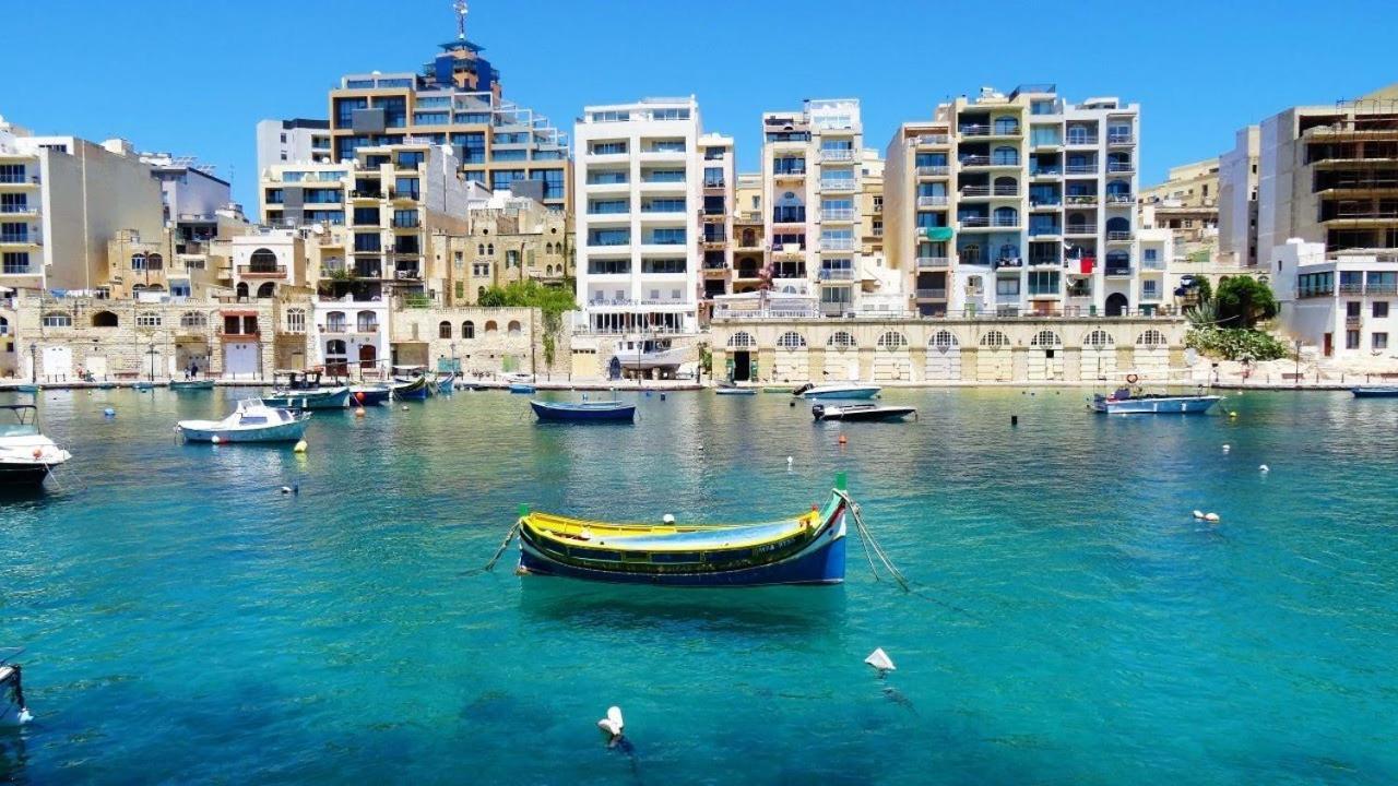 Modern 2 Bedroom Maisonette In Central Sliema Eksteriør billede