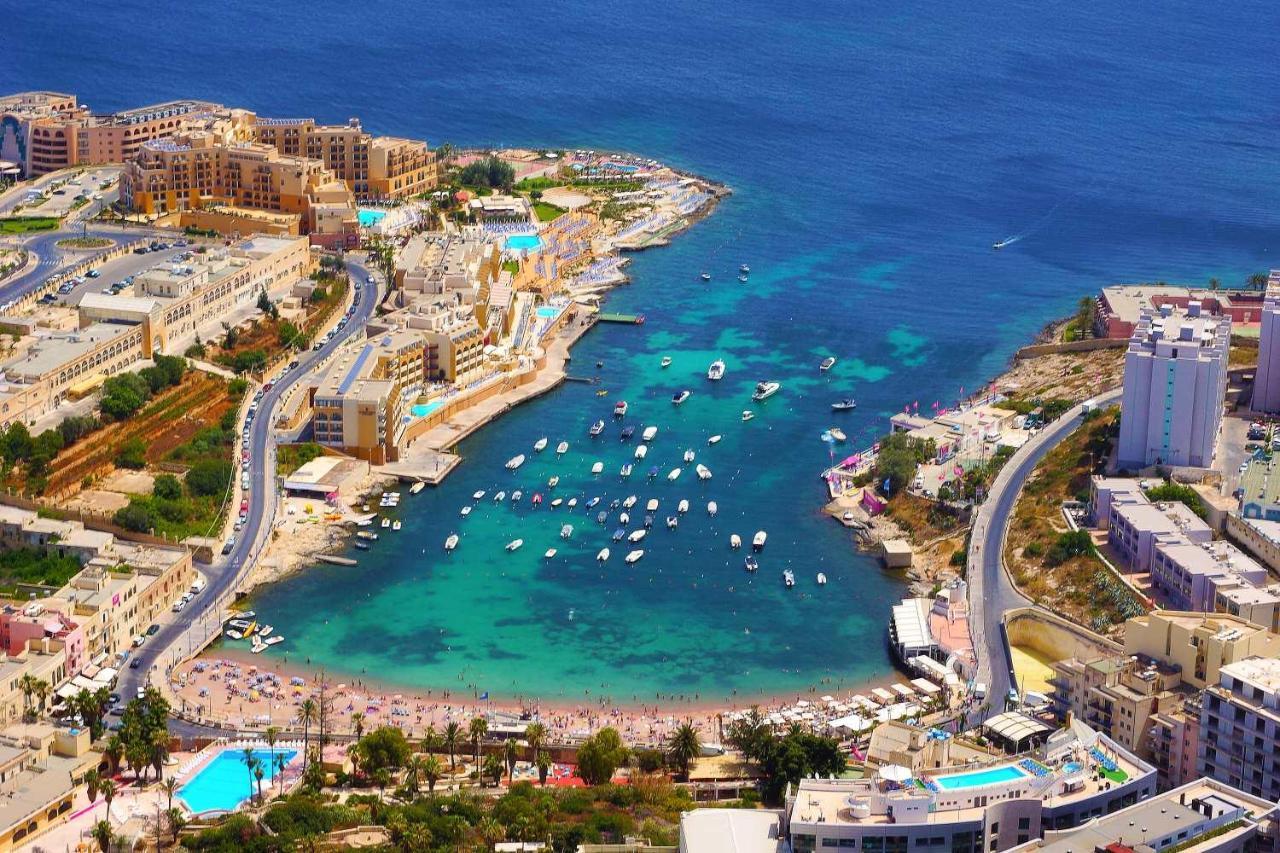 Modern 2 Bedroom Maisonette In Central Sliema Eksteriør billede